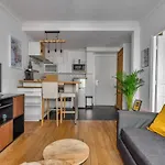 Cave 2 - Kp - Elegant Apartment In Heart Of Paris 18 2 Pers