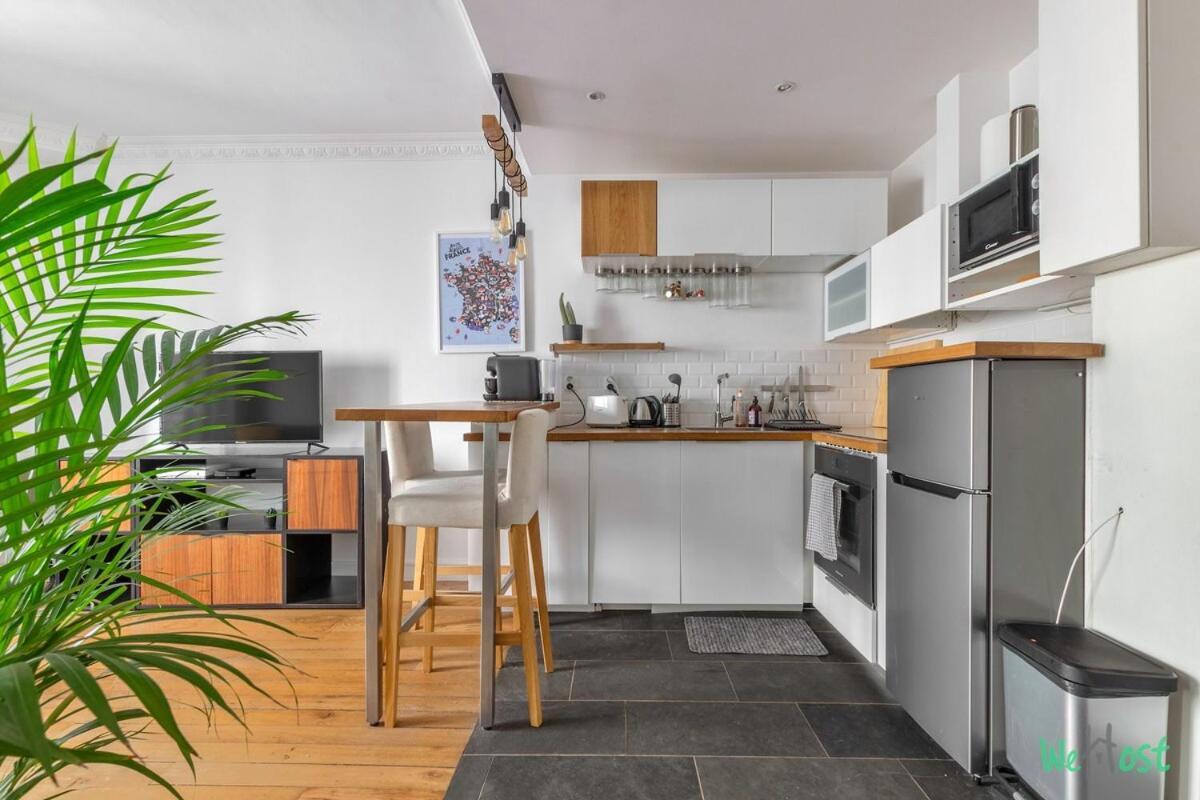 Elegant In Heart Of 18 2 Pers Apartment Paris
